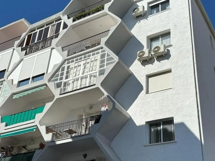 Seaview Dreams Luxury 2 Bedroom Apartment With Amazing Views And Balcony By Namaste Elite Torremolinos