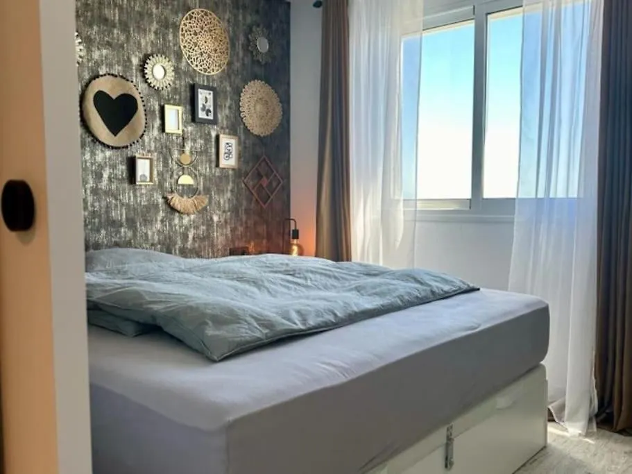 Seaview Dreams Luxury 2 Bedroom Apartment With Amazing Views And Balcony By Namaste Elite Torremolinos